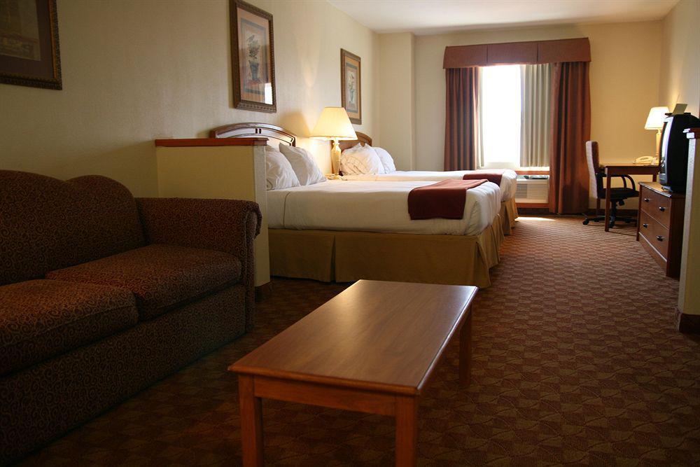 Holiday Inn Express Hotel And Suites Brownsville By Ihg Phòng bức ảnh