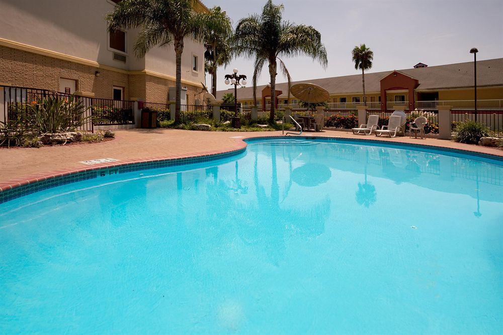 Holiday Inn Express Hotel And Suites Brownsville By Ihg Ngoại thất bức ảnh