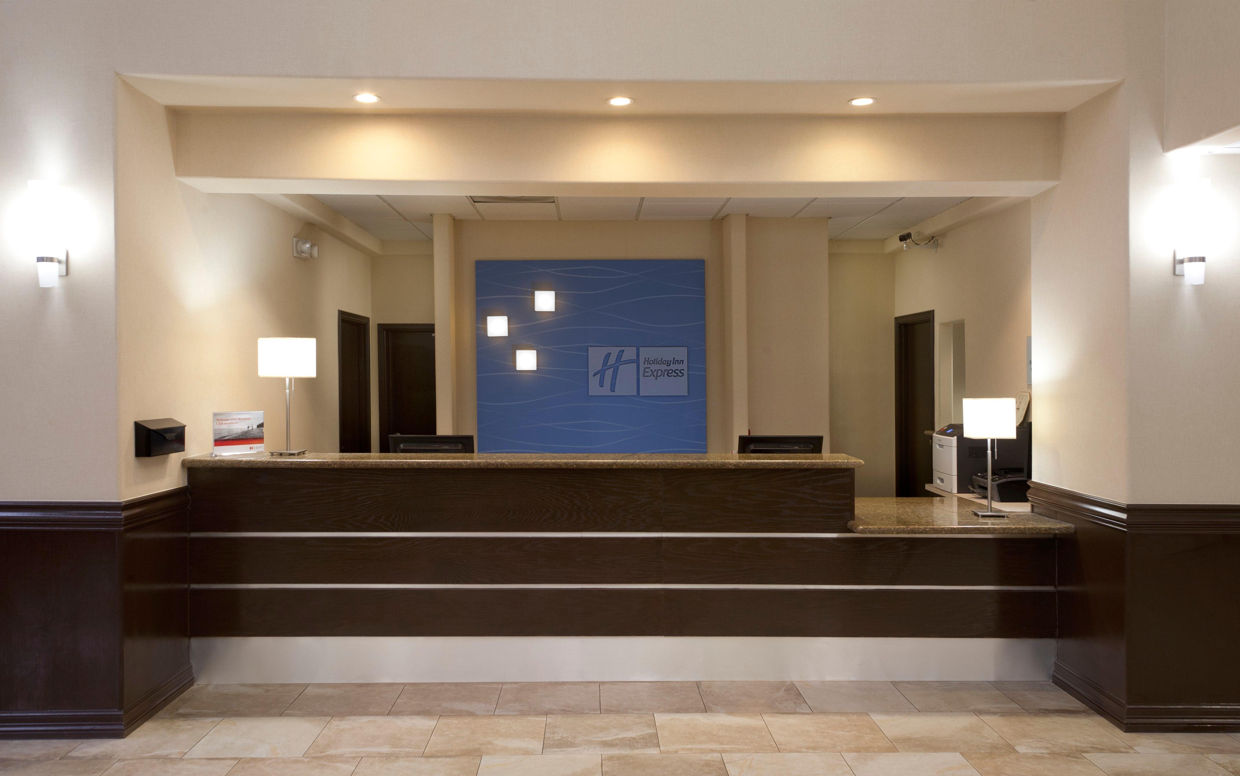 Holiday Inn Express Hotel And Suites Brownsville By Ihg Ngoại thất bức ảnh