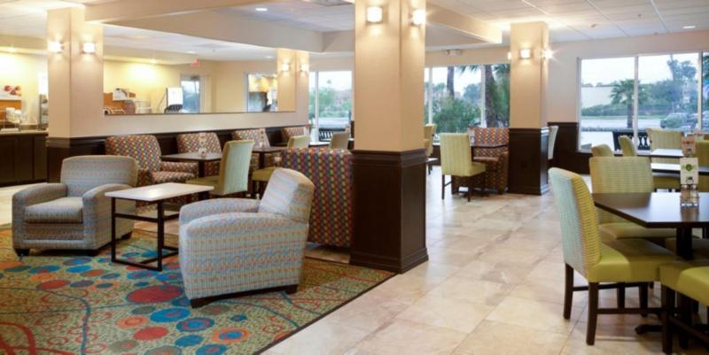 Holiday Inn Express Hotel And Suites Brownsville By Ihg Ngoại thất bức ảnh
