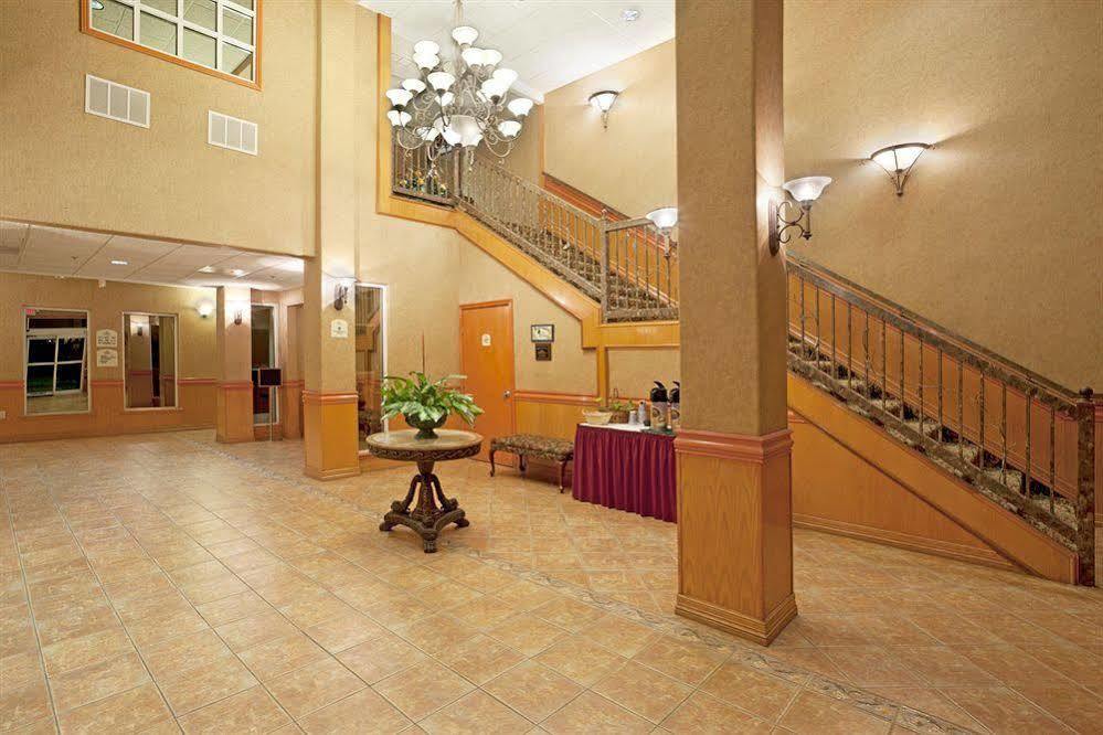 Holiday Inn Express Hotel And Suites Brownsville By Ihg Ngoại thất bức ảnh