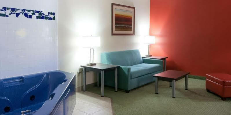 Holiday Inn Express Hotel And Suites Brownsville By Ihg Ngoại thất bức ảnh